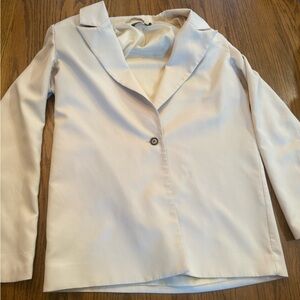 PrettyLittleThing Cream Satin Blazer